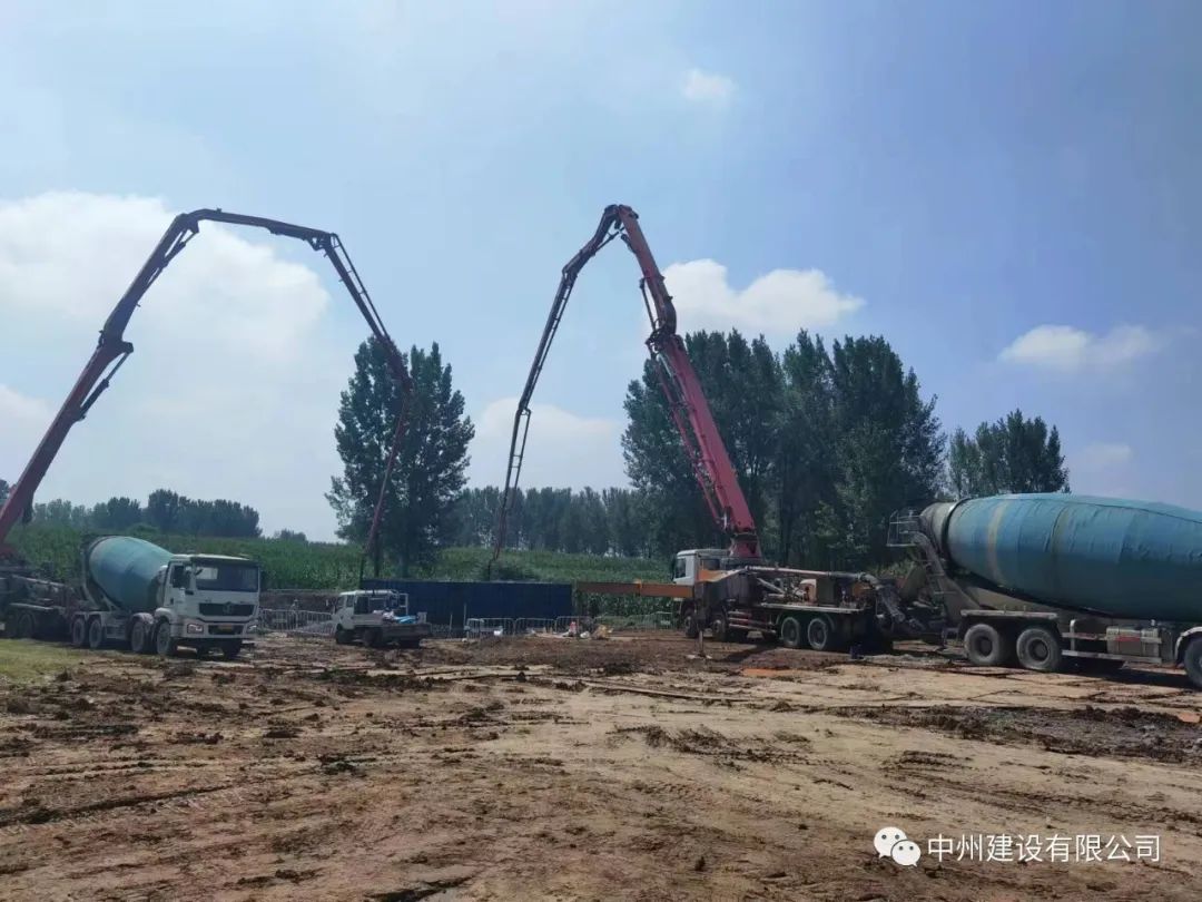 喜訊|華能社旗100MW國內(nèi)最高混塔風(fēng)電項目風(fēng)機基礎(chǔ)澆筑全線完工